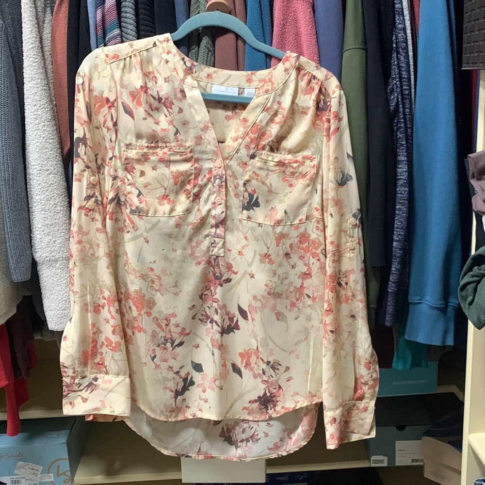New York & company blouse size medium